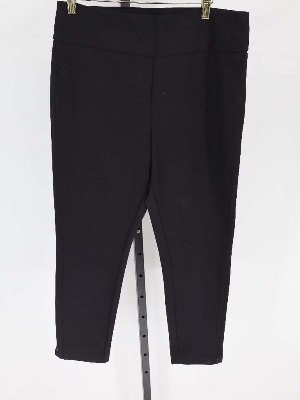 Women's Express polyester blend ankle pants Size L  Like NEW
